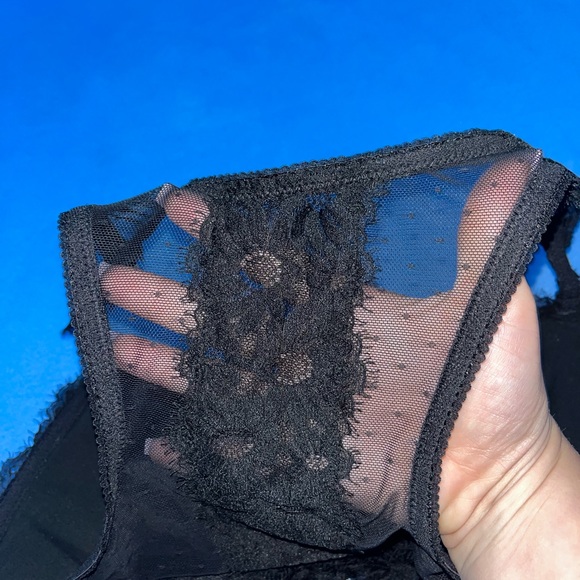 Black Aerie Lacey Bralette (Large) - Picture 3 of 4